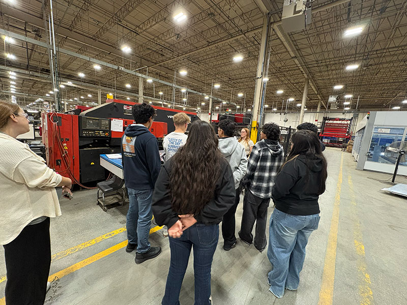 Students tour Middleby